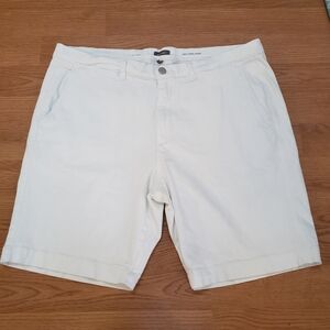 DL1961 Men's White Chino Shorts